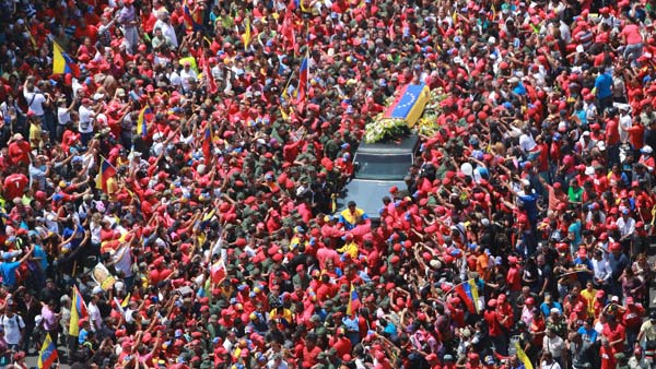 hugo_chavez_funeral_casket_600