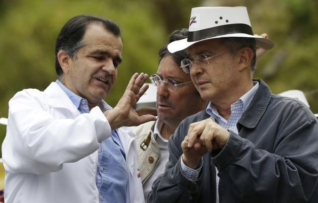 Oscar Ivan Zuluaga, left, with his mentor, former President Alvaro Uribe