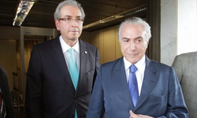 Cunha and Temer, split the role of Frank Underwood in the Brazilian version of the popular drama. 